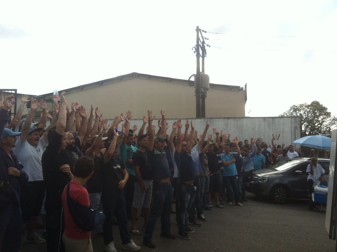 Magna Cosma: Após quase 3 dias de greve metalúrgicos conquistam acordo com PLR de R$ 12 mil
