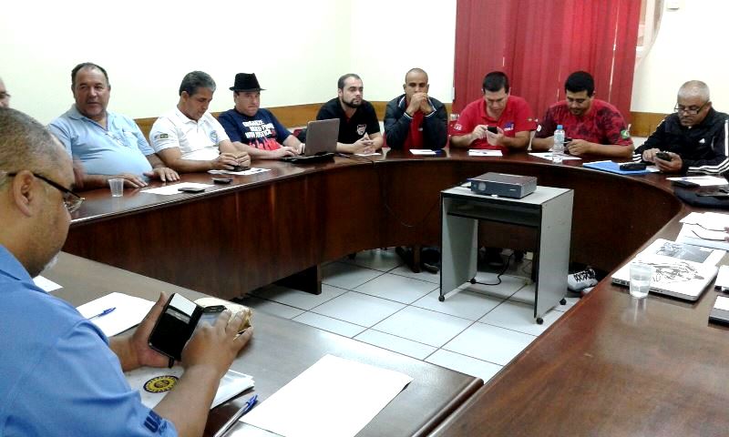 SMC participa de debate sobre luta contra demissões e políticas anti-sindicais