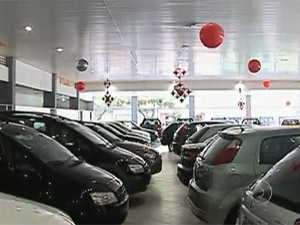 Fenabrave: venda de veículos leves bate recorde em fevereiro