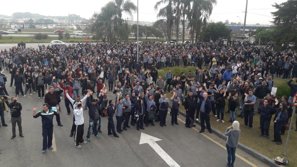 VOLVO: TRABALHADORES APROVAM ACORDO DE RENOVAÇÃO DE HORAS, BH, DIAS PONTES E FÉRIAS COLETIVAS