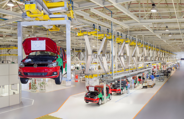 Fábrica da Volkswagen em São José dos Pinhais vai produzir dois novos modelos de Fox