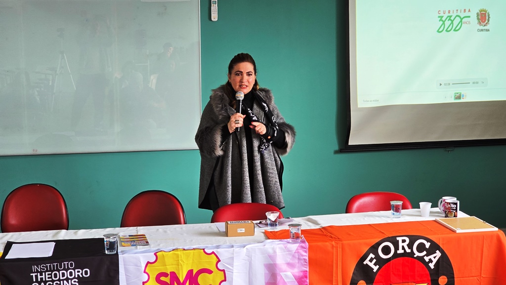 Debate contou com a participação da coordenadora da Casa da Mulher Brasileira de Curitiba, Sandra Marques Prado