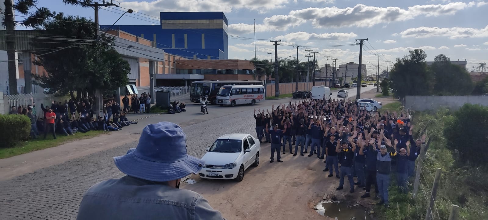 Metalúrgicos da Conduspar autorizam SMC negociar PLR