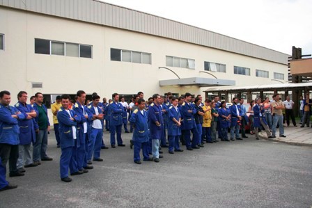 Metalúrgicos da SNR aprovam acordo que evitará demissões