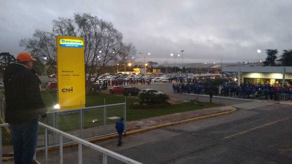 Metalúrgicos da CNH debatem sobre segurança no chão de fábrica