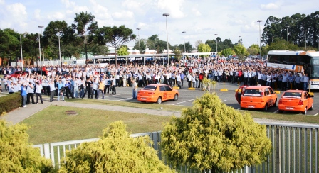 Metalúrgicos da Bosch exigem negociação imediata da PLR 2009