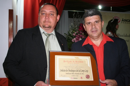 SMC recebe certificado de sindicato mais atuante em Campo Largo