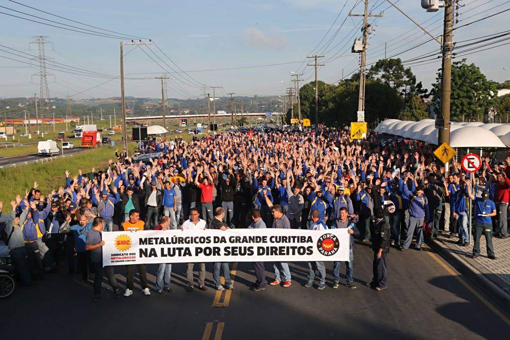 101 ANOS DE HISTÓRIA E CABEÇA ERGUIDA: SINDICATO DOS METALÚRGICOS DA GRANDE CURITIBA COMPLETA MAIS UM ANO DE VIDA USANDO TODA A SUA EXPERIÊNCIA PARA   ENFRENTAR  A CRISE SANITÁRIA E ECONÔMICA ATUAL