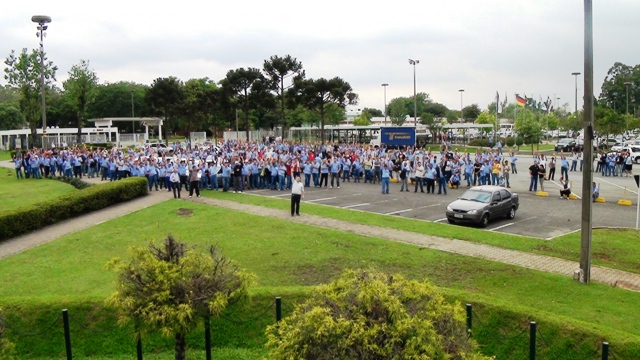 Metalúrgicos da Bosch iniciam luta pelo acordo salarial de 2012