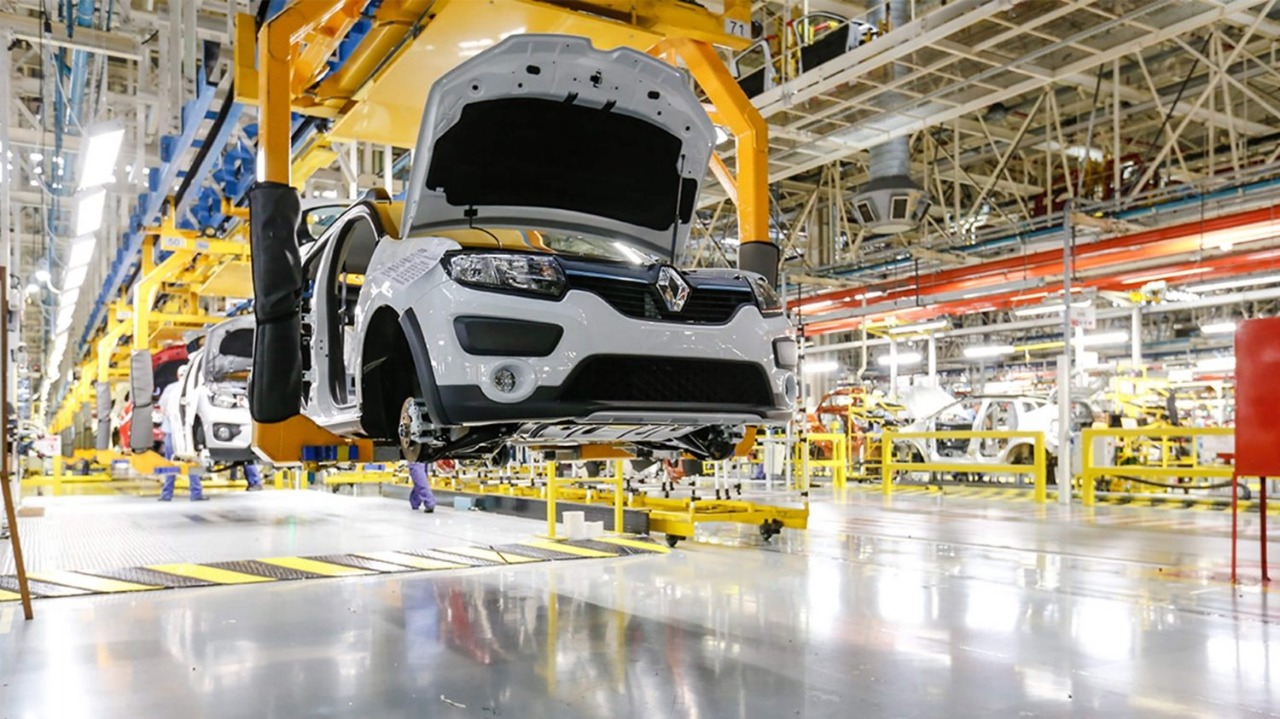 TRABALHADORES DA RENAULT REFERENDAM NEGOCIAÇÃO DO SINDICATO E PRODUÇÃO NA MONTADORA VAI PARAR 100% NO DIA 1º
