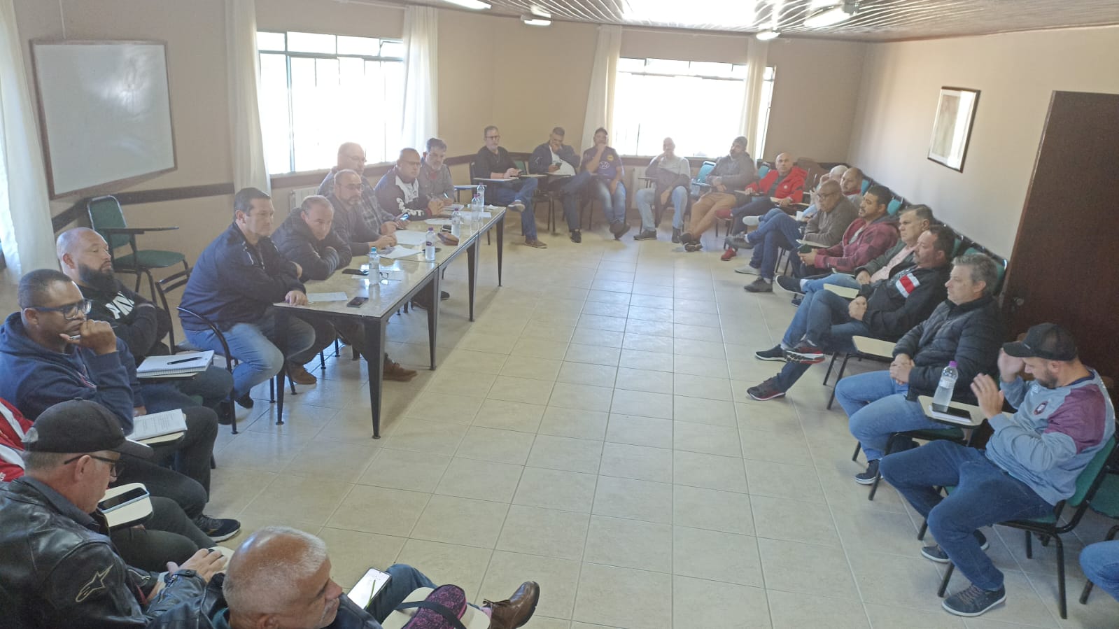 SMC sedia reunião do Comitê Nacional dos Trabalhadores da Volkswagen