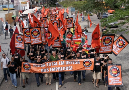 Força PR organiza protesto no centro de Curitiba em Defesa dos Empregos