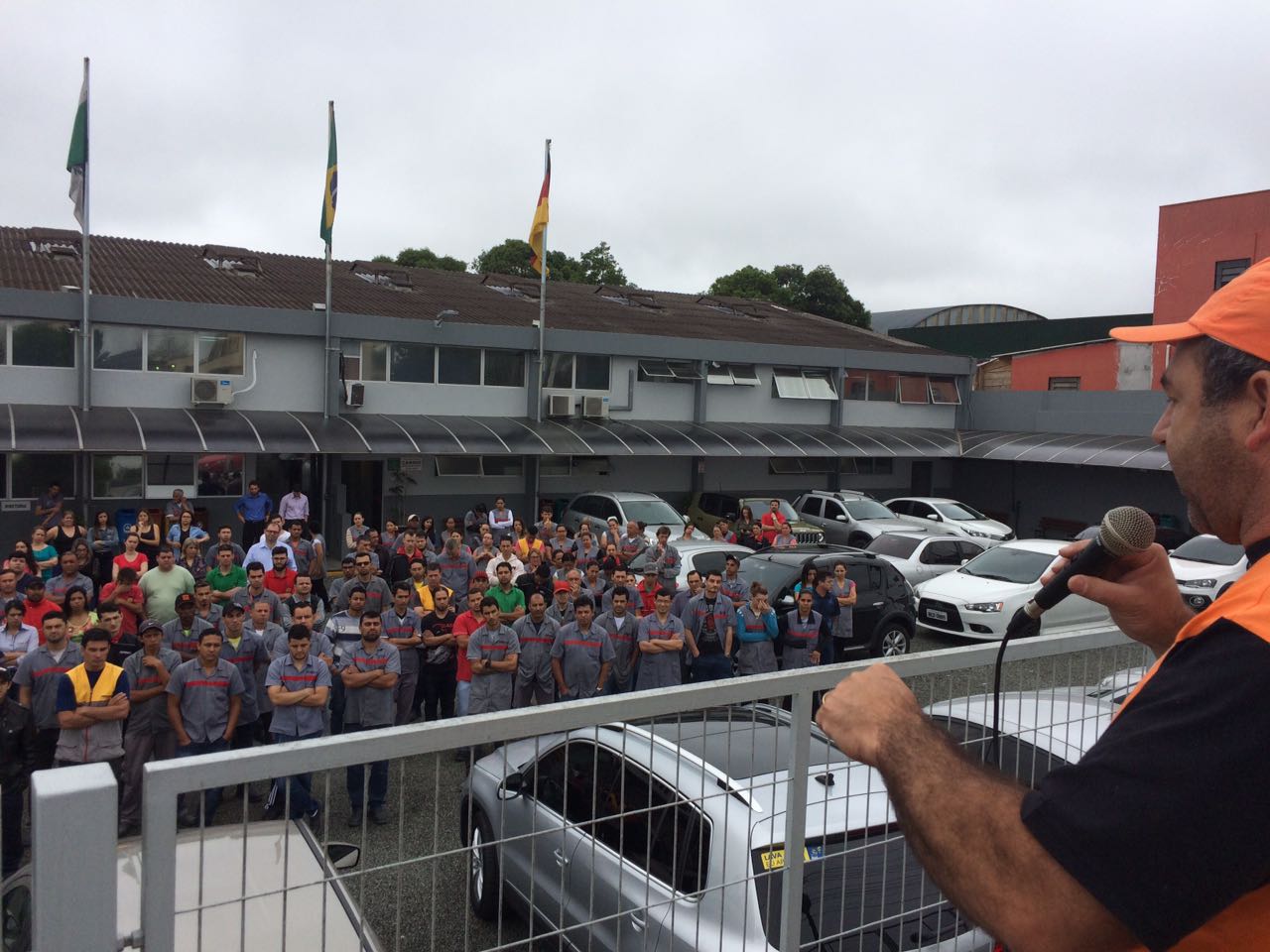 FERMAX: NESTA TERÇA-FEIRA (02), ÀS 7H, TEM ASSEMBLEIA!
