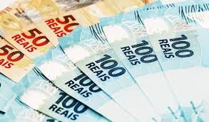 Pagamento da 1ª parcela do 13º dos aposentados começa nesta segunda; saiba as regras