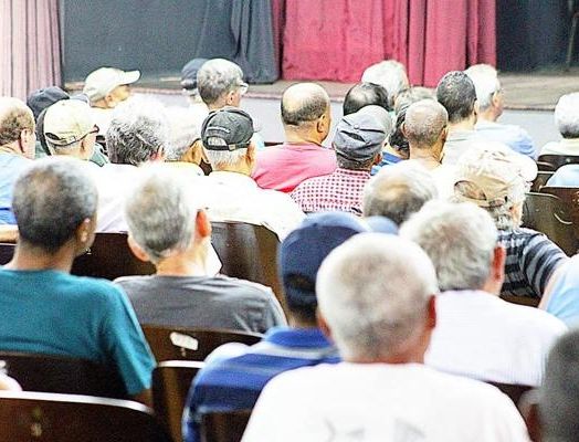 População economicamente ativa em queda? Hora de dar trabalho aos mais velhos