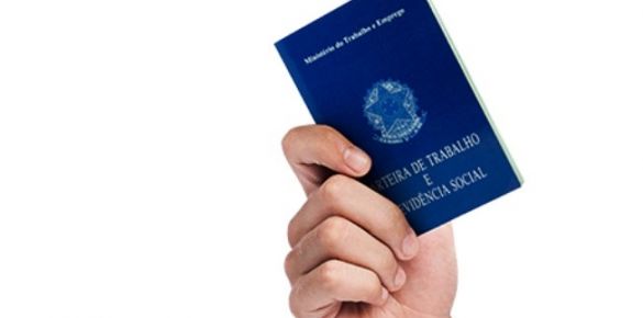 Trabalhador desempregado pode receber auxílio de R$ 1.100 por mês