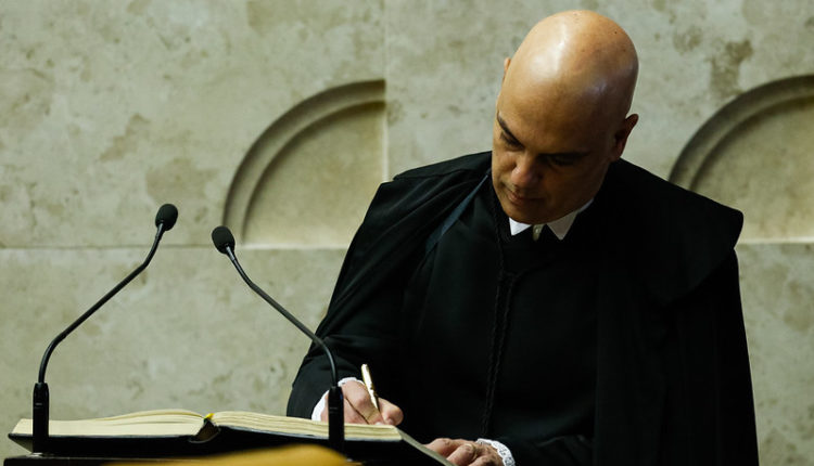 Alexandre de Moraes retira sigilo da decisão que autorizou ação da PF