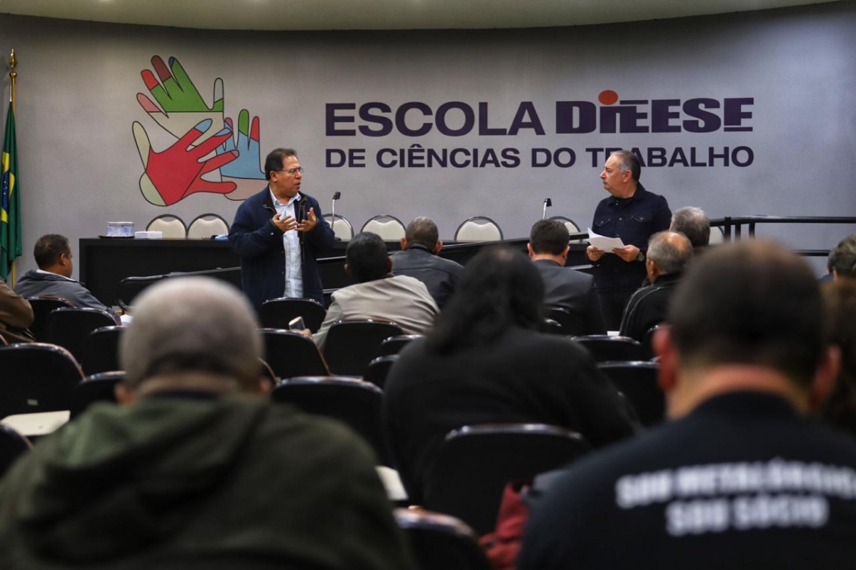 Centrais sindicais vão intensificar luta no Senado em defesa da aposentadoria