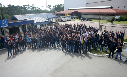 Metalúrgicos da Gestamp aprovam aumento salarial de 2011