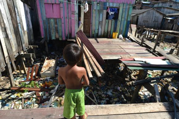 Governo Bolsonaro não quer acabar com desigualdade, mas sim com os pobres