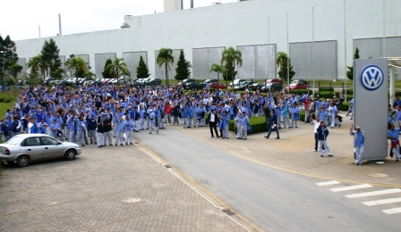 PLR 2011: Metalúrgicos da VW reivindicam o inicio das negociações