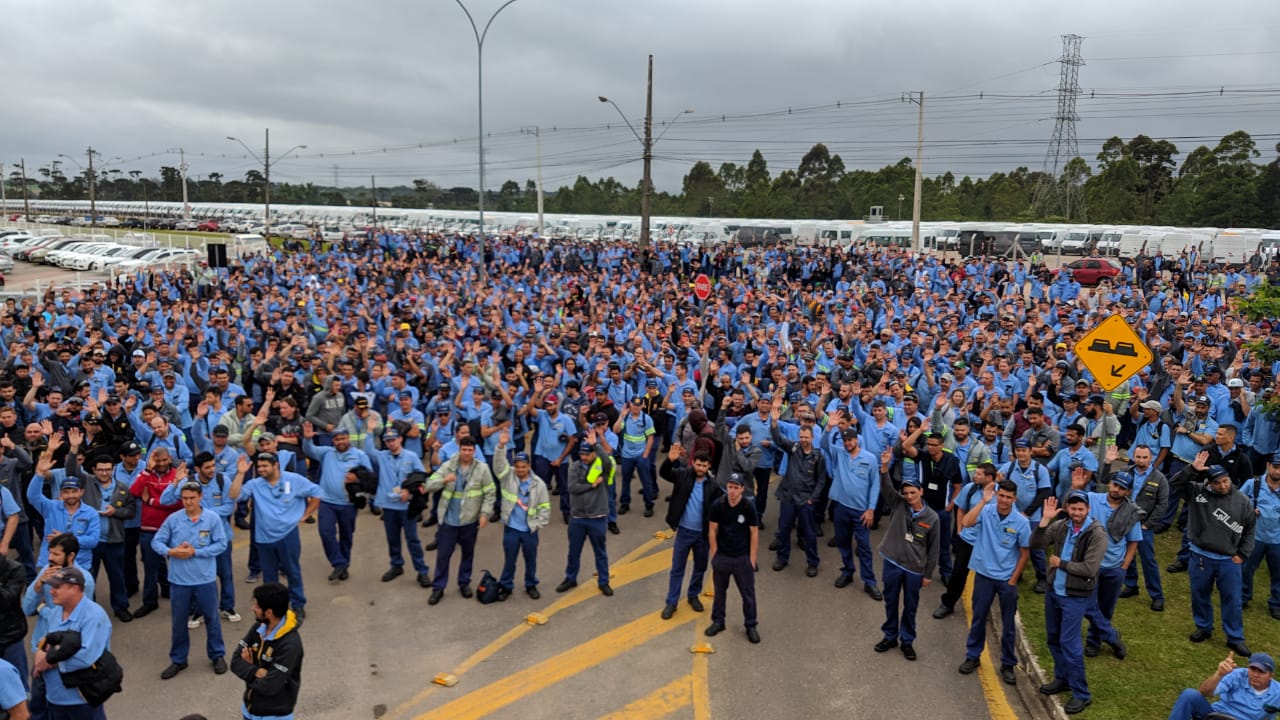 Renault: Metalúrgicos aprovam proposta de compensação de dias