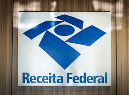 Governo quer acabar com deduções de saúde e edução no Imposto de Renda