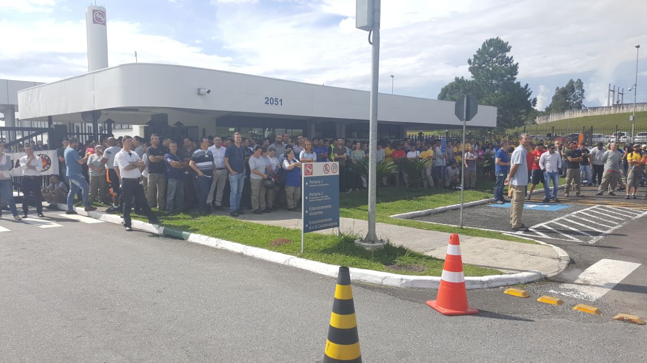 AAM: METALÚRGICOS RATIFICAM ACORDOS VIGENTES EM 2018