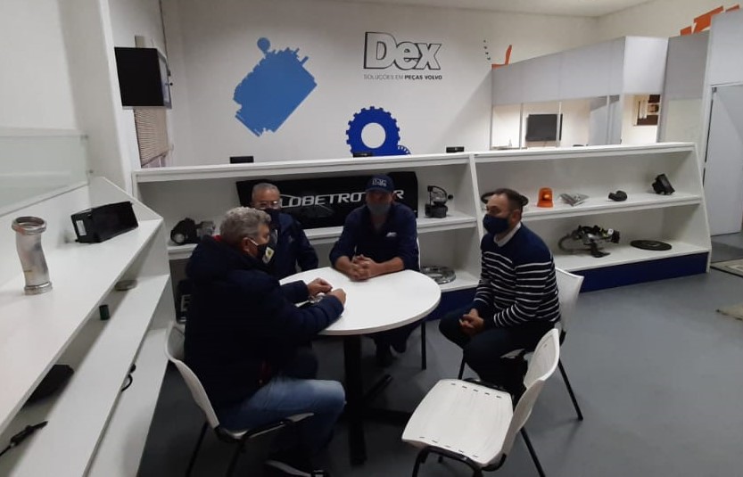 Metalúrgico da Dex! Próxima terça, dia 9, tem assembleia para encaminhar pauta de reivindicações
