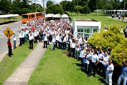 Metalúrgicos aceitam proposta da Bosch e encerram greve