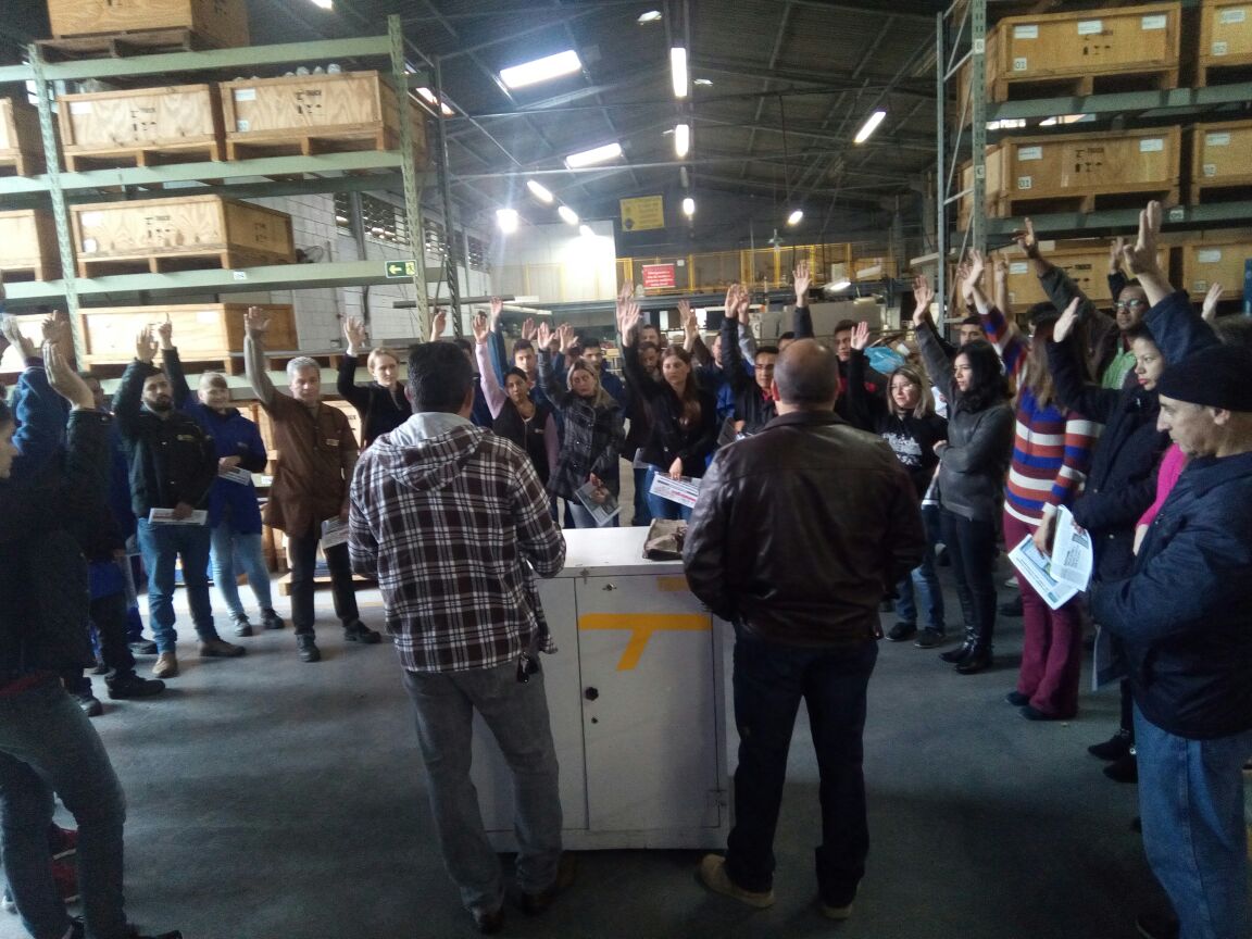 Avanço! Metalúrgicos da Truck Center conquistam redução de jornada