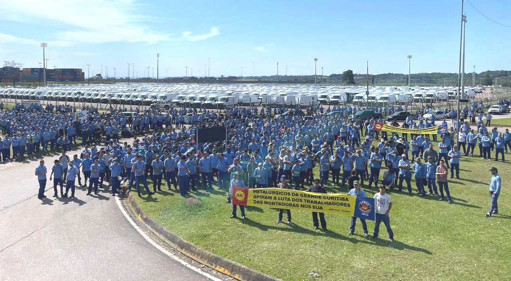 METALÚRGICOS DA GRANDE CURITIBA MANIFESTAM APOIO E SOLIDARIEDADE À GREVE DOS TRABALHADORES DOS EUA