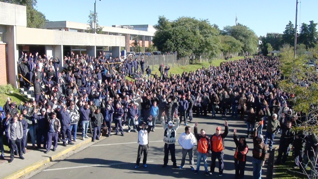 Metalúrgicos da Volvo dão 48 horas para empresa apresentar uma proposta completa de PLR