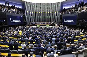 Congresso mantêm veto ao reajuste real para aposentados