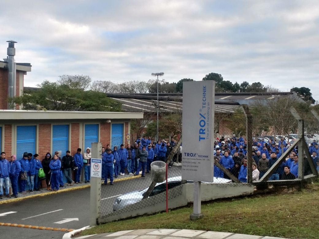 Após prazo de 48h, metalúrgicos da Trox conquistam acordo salarial
