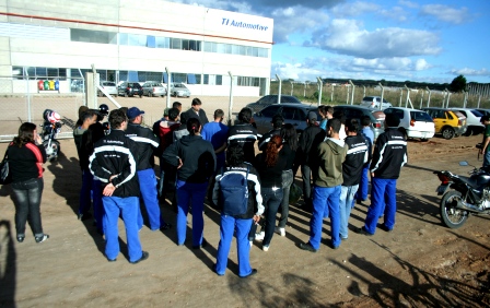 TI Automotive: Metalúrgicos reprovam PLR e deflagravam greve!