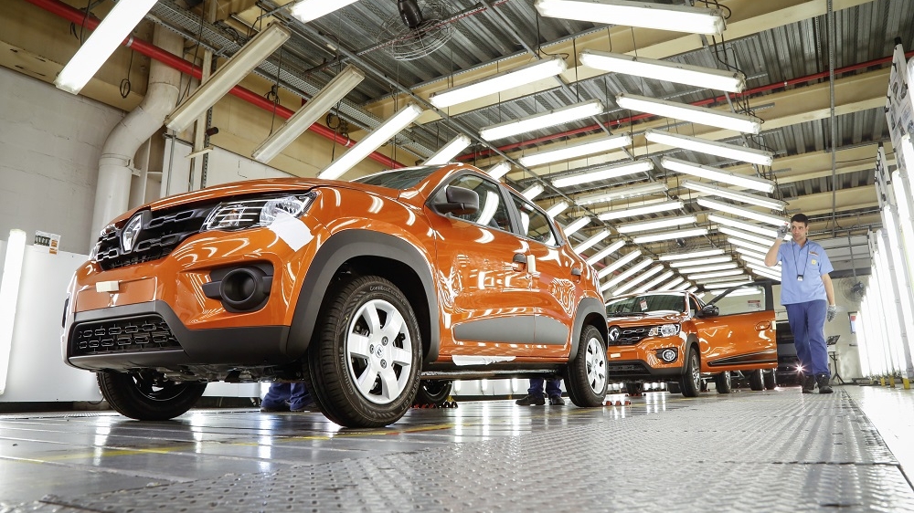 Renault Kwid chega ao primeiro ano como líder do segmento