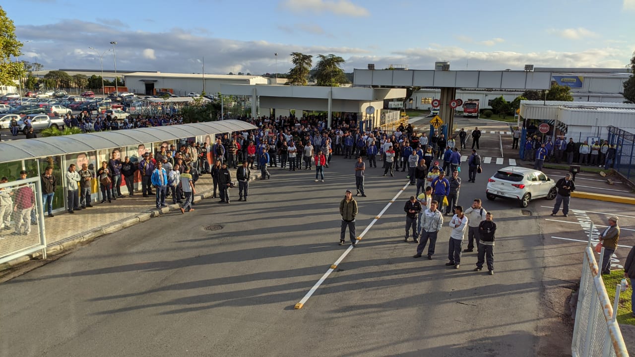 CNH: 90% dos trabalhadores aprovam proposta que garante salário líquido e benefícios durante layoff e redução de jornada
