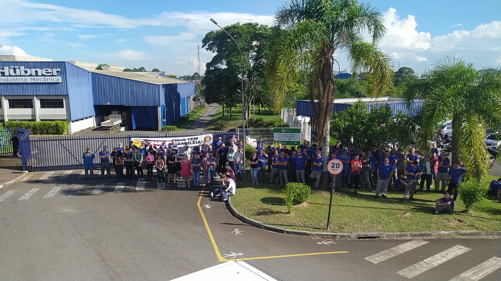 Hübner: Metalúrgicos iniciam votação da proposta do Acordo Coletivo de Trabalho