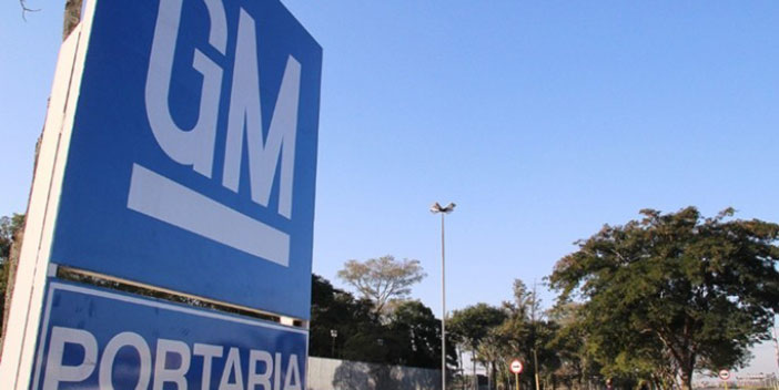 General Motors planeja suspender um turno da produção da S10