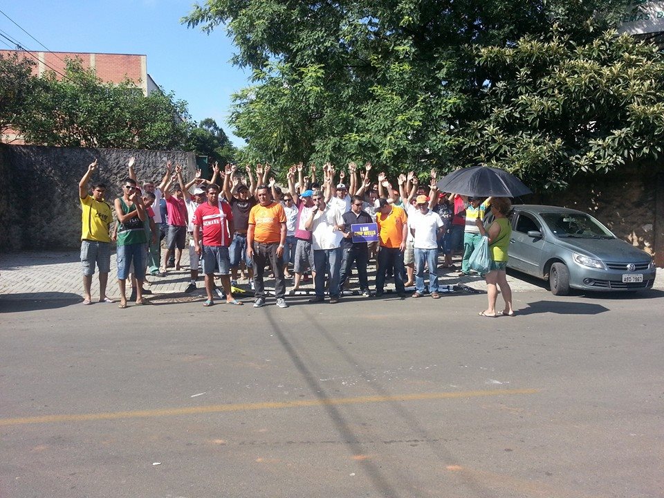 Após 8 dias de greve, metalúrgicos da Irriga conquistam acordo salarial