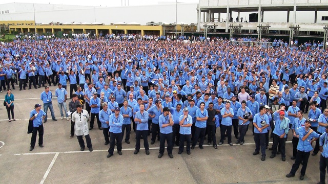 Trabalhadores da Renault rejeitam proposta de pacote salarial