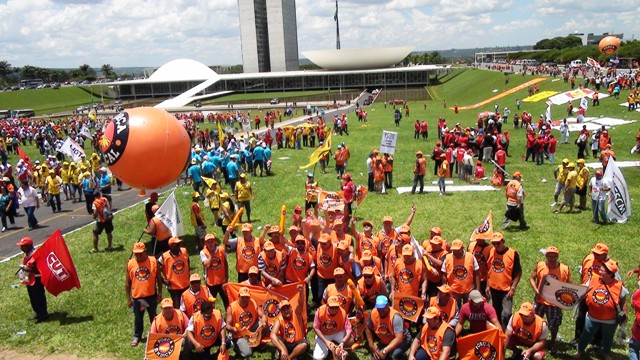 Força Paraná marca presença na 7º Marcha da Classe Trabalhadora