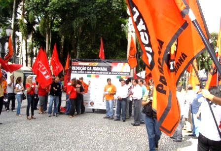 Centrais lançam o painel da redução da jornada