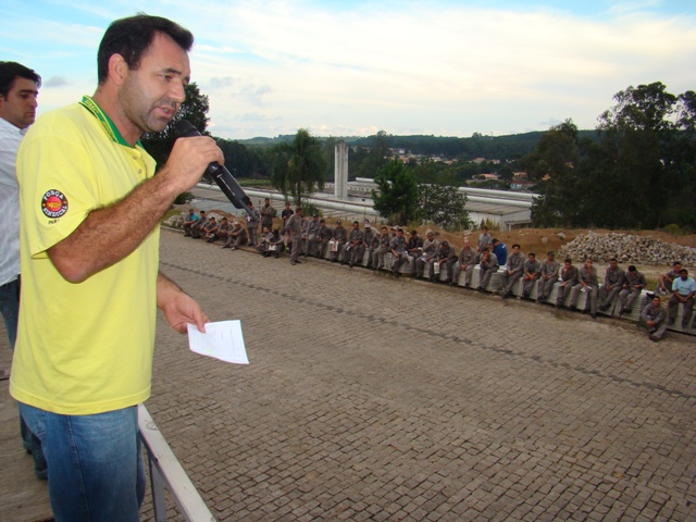 Sindicato fecha acordo de PPR com a Pastre