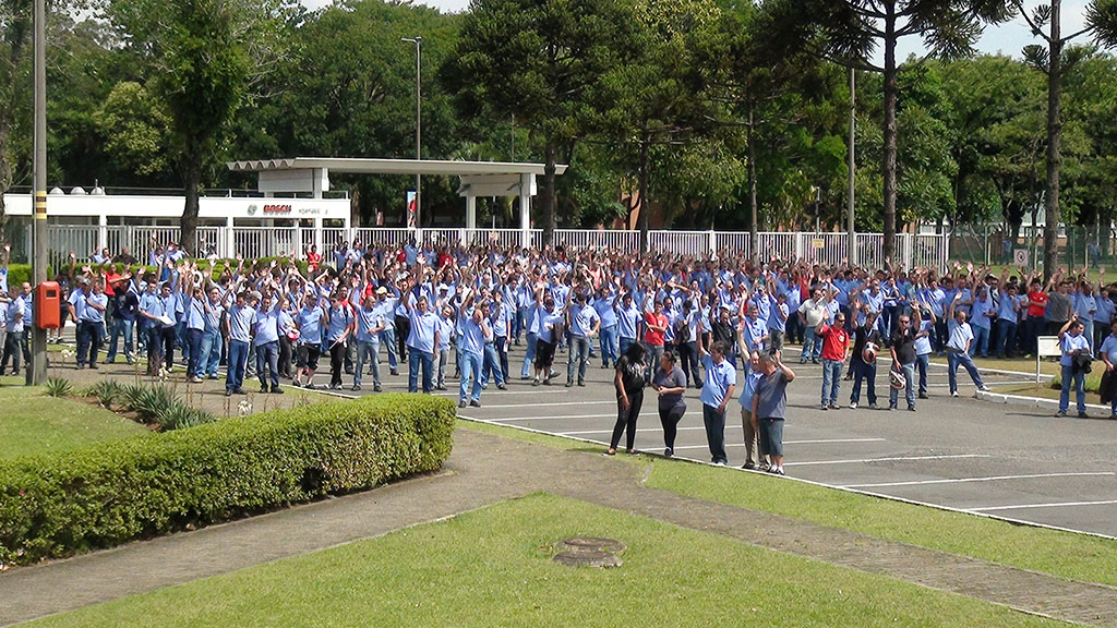 Trabalhadores da Bosch aprovam  calendário de feriados pontes 2017