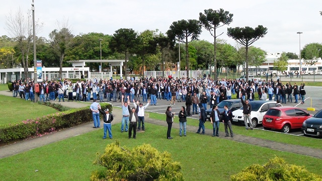 Bosch: Metalúrgicos dão prazo para empresa iniciar negociação do acordo salarial de 2013