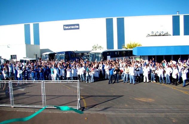 Trabalhadores aprovam PPR na Faurecia depois de reajuste de 29%