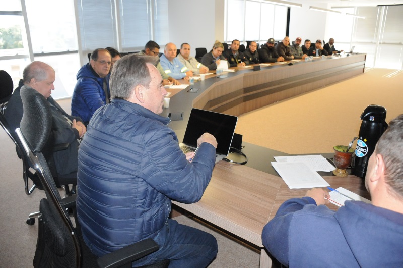 SMC inicia ciclo de reuniões semanais com diretores sindicais da Volvo e Renault