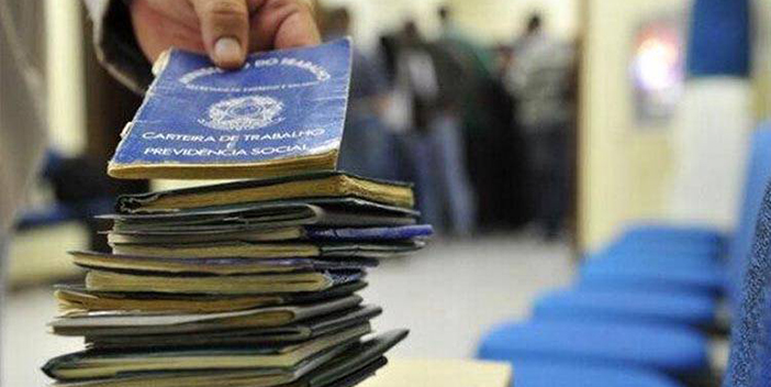 Cancelamento de demissões na Embraer será discutido por TRT nesta terça